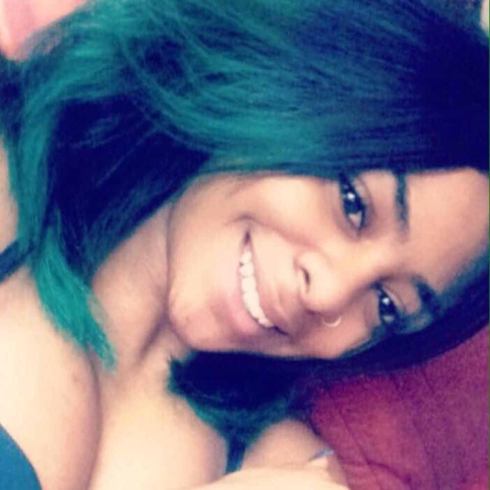 Meet your Posher, Destiny